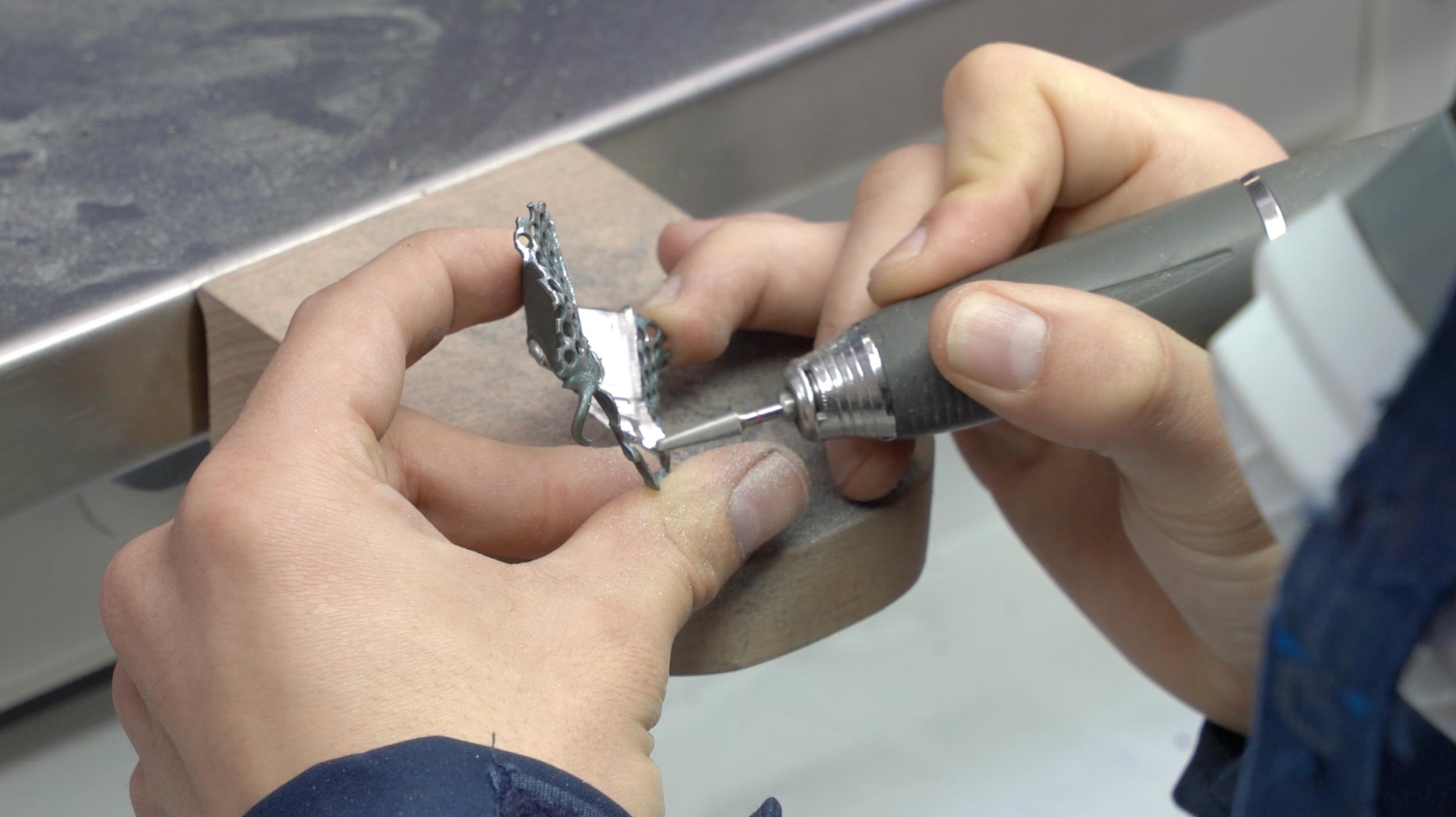 Caracterizado y maquillaje zirconio sinterizado